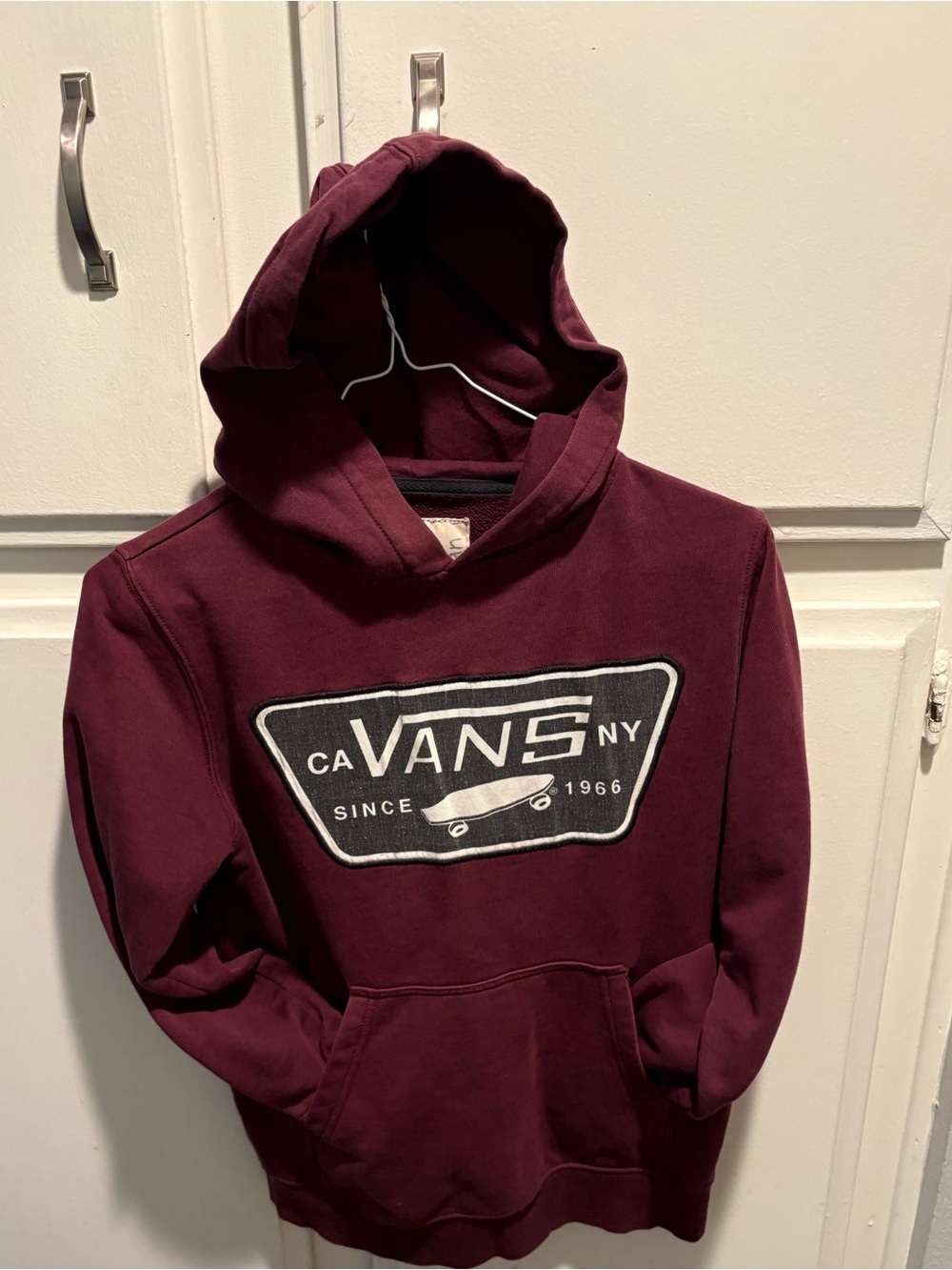 Vans Women's Maroon Hooded Crewneck Sweatshirt with Logo Patch
